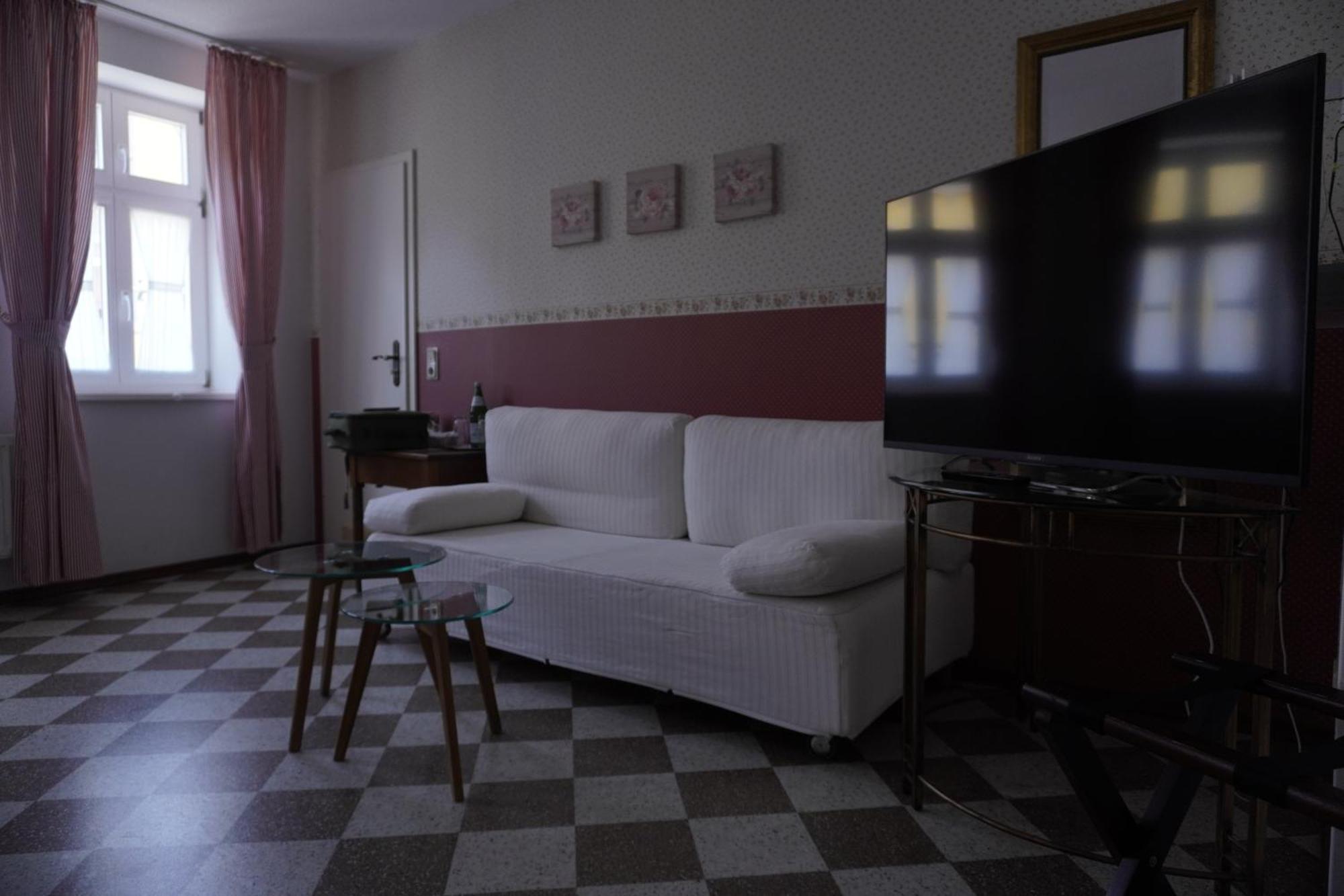 Hotel Garni Zur Post 韦尼格罗德 外观 照片
