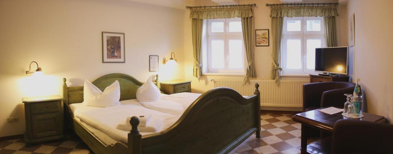 Hotel Garni Zur Post 韦尼格罗德 外观 照片